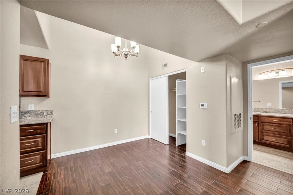 950 Seven Hills, Henderson, NV 89052