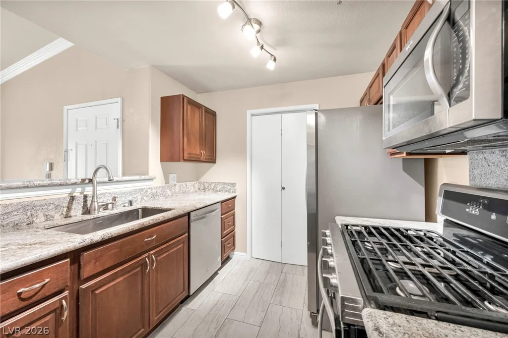 950 Seven Hills, Henderson, NV 89052