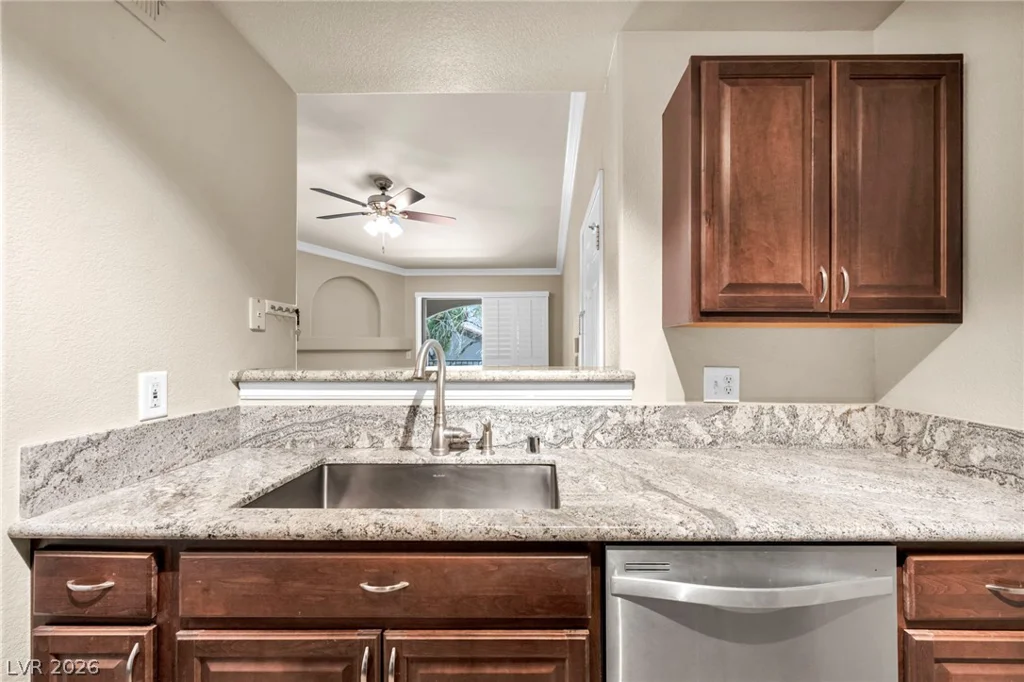 950 Seven Hills, Henderson, NV 89052
