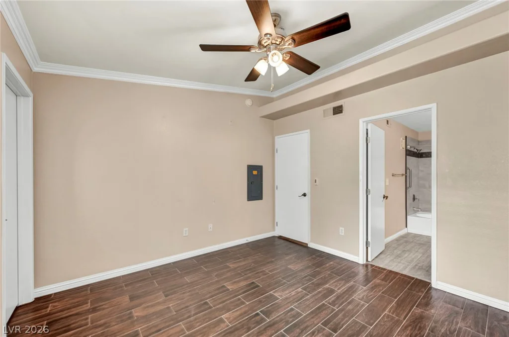 950 Seven Hills, Henderson, NV 89052