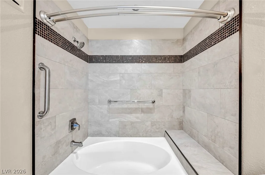 950 Seven Hills, Henderson, NV 89052