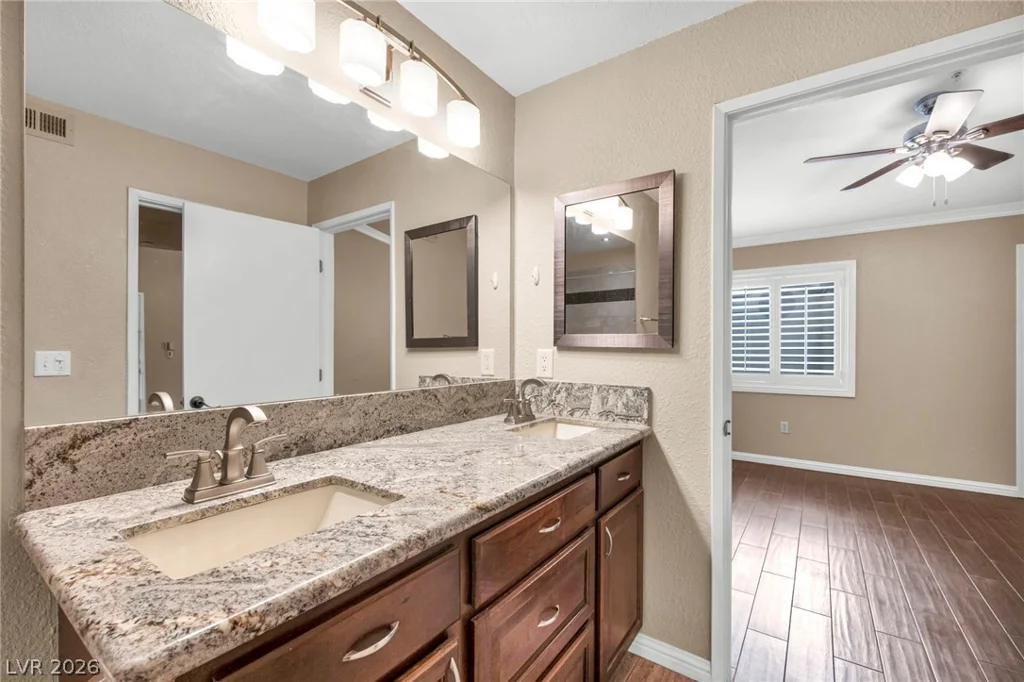 950 Seven Hills, Henderson, NV 89052