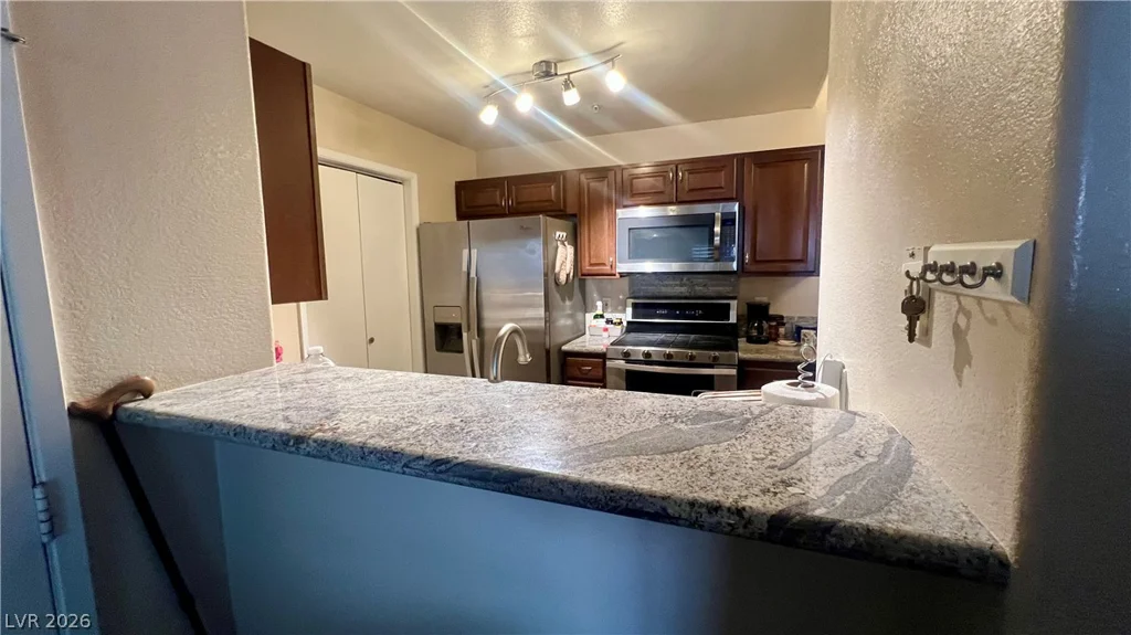 950 Seven Hills, Henderson, NV 89052