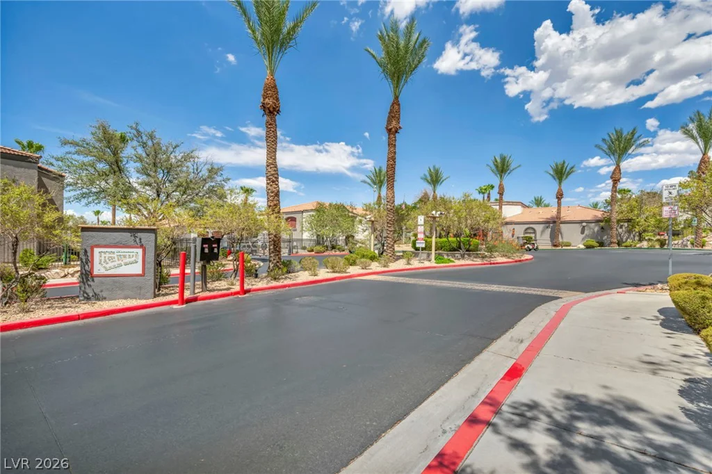 950 Seven Hills, Henderson, NV 89052