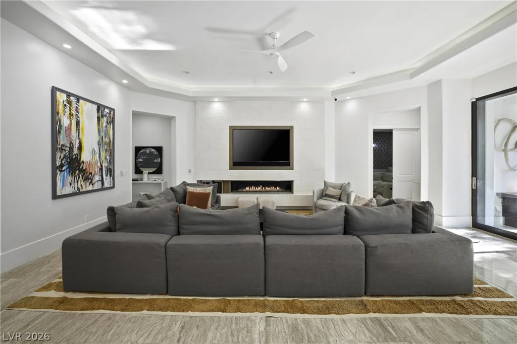 7 Vintage Valley, Las Vegas, NV 89141