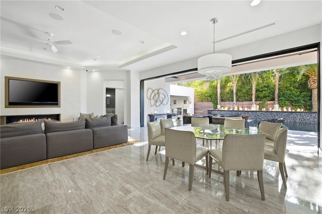 7 Vintage Valley, Las Vegas, NV 89141