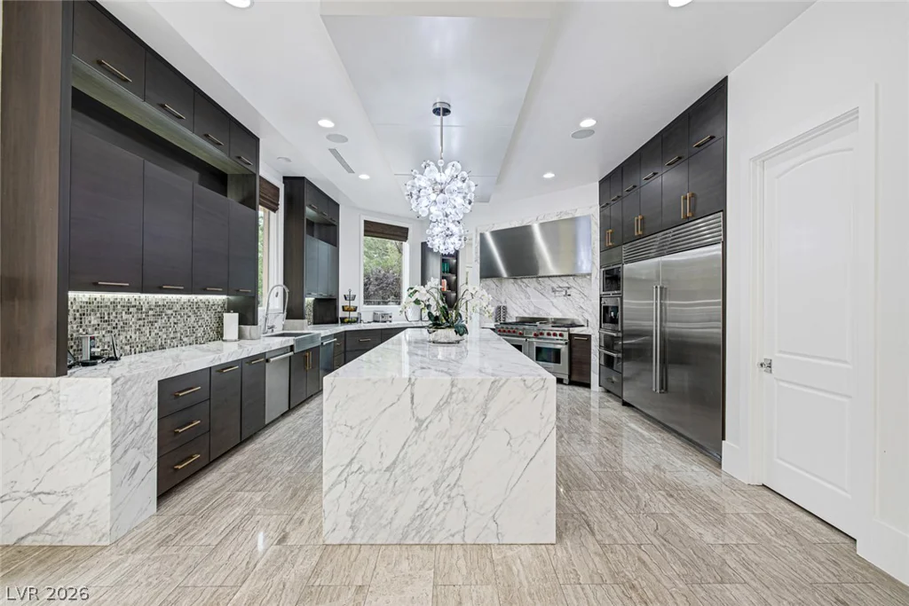 7 Vintage Valley, Las Vegas, NV 89141