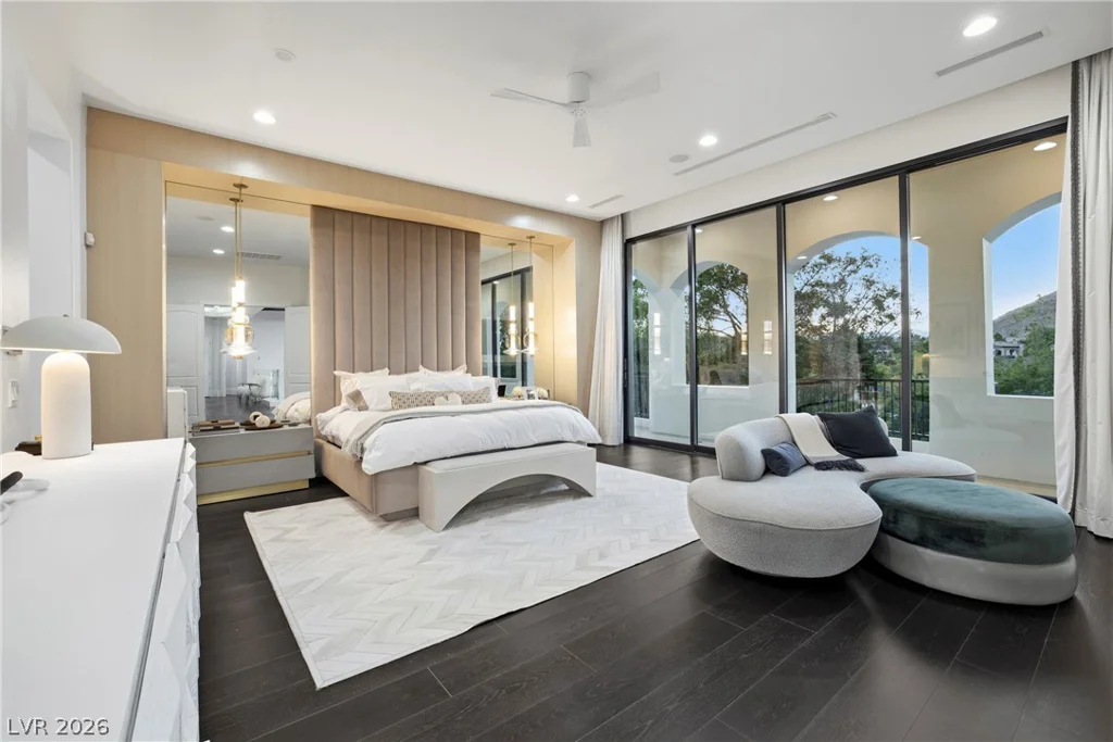 7 Vintage Valley, Las Vegas, NV 89141