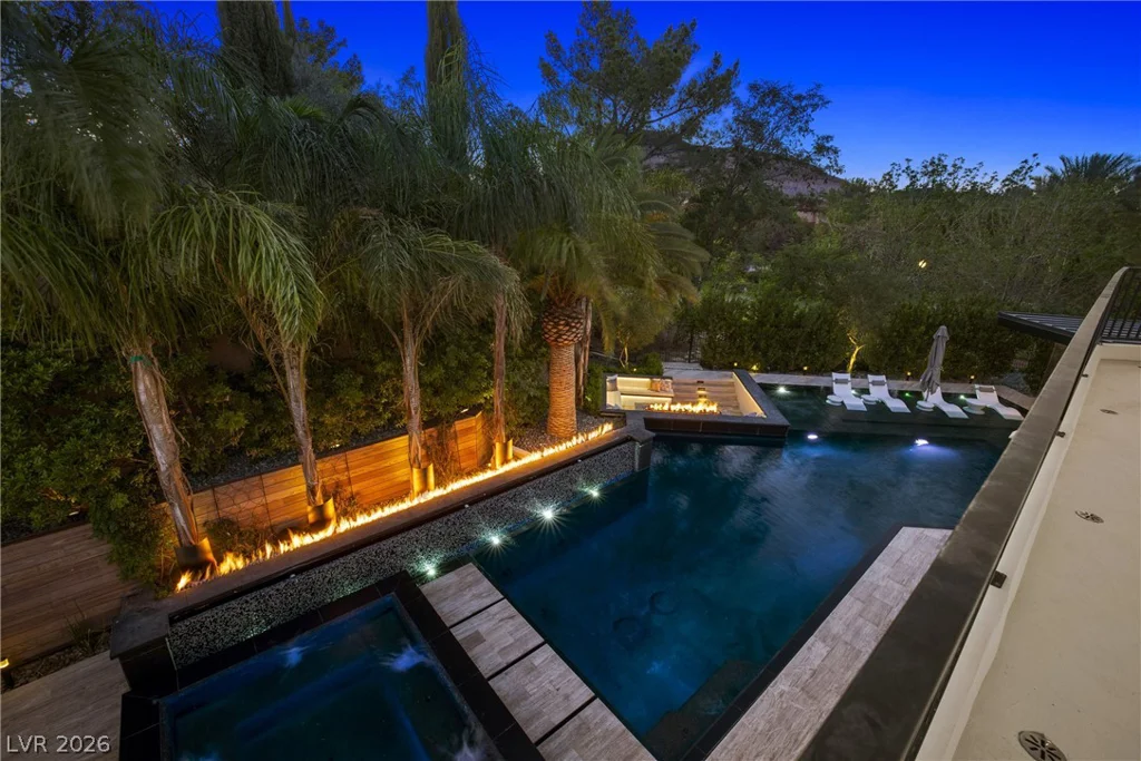 7 Vintage Valley, Las Vegas, NV 89141