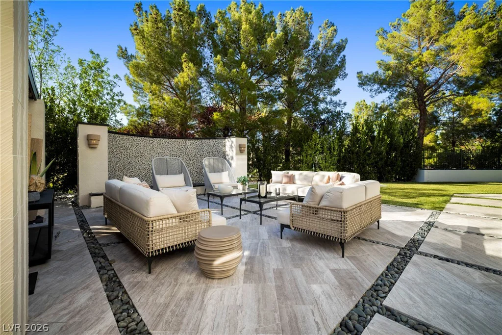 7 Vintage Valley, Las Vegas, NV 89141