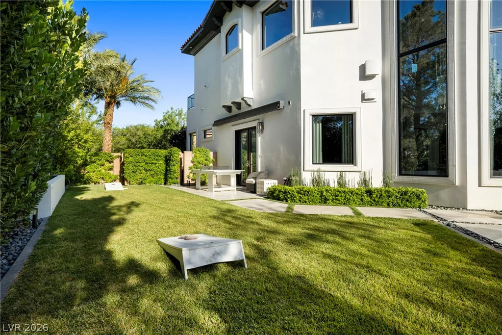 7 Vintage Valley, Las Vegas, NV 89141