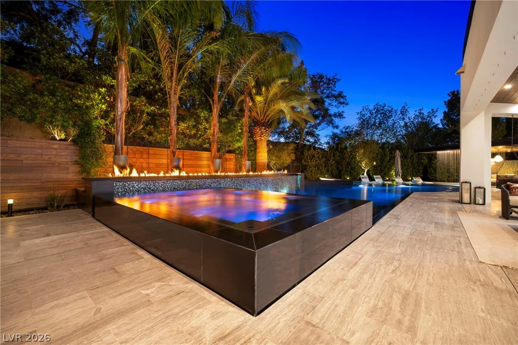 7 Vintage Valley, Las Vegas, NV 89141