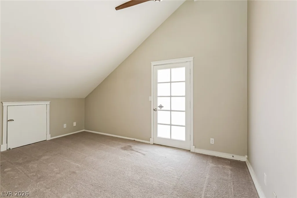 613 Thrush, Las Vegas, NV 89145