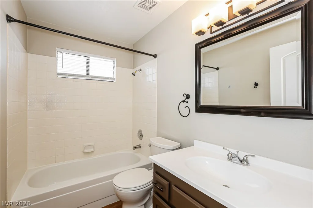 613 Thrush, Las Vegas, NV 89145