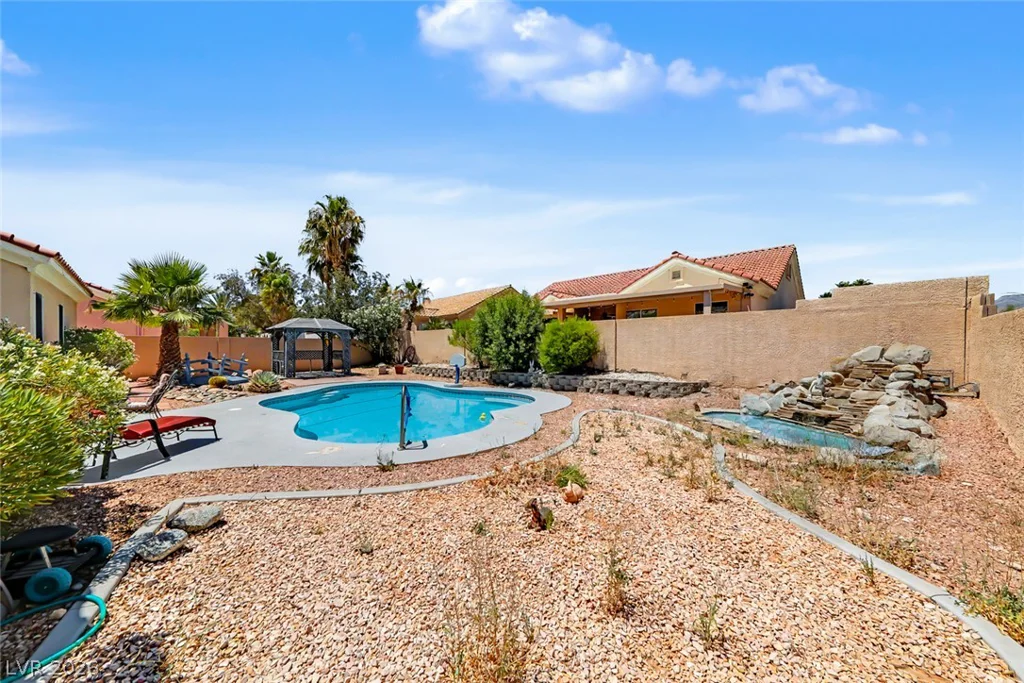 301 Torrey Point, Las Vegas, NV 89145
