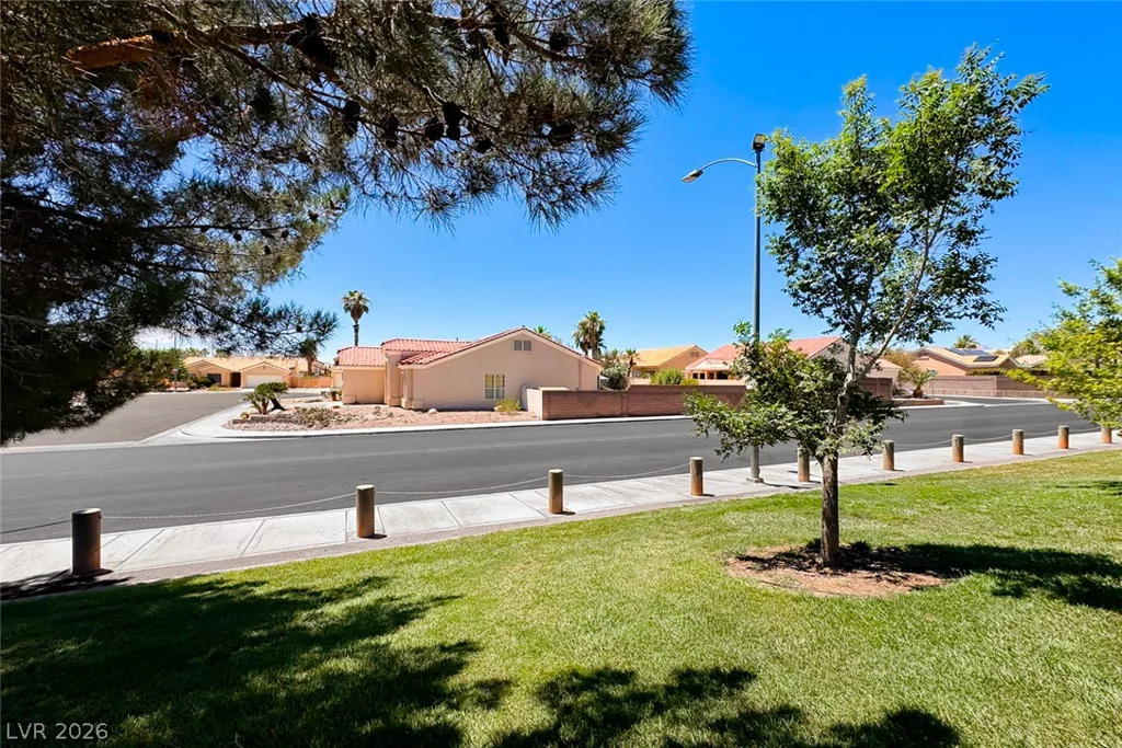 301 Torrey Point, Las Vegas, NV 89145