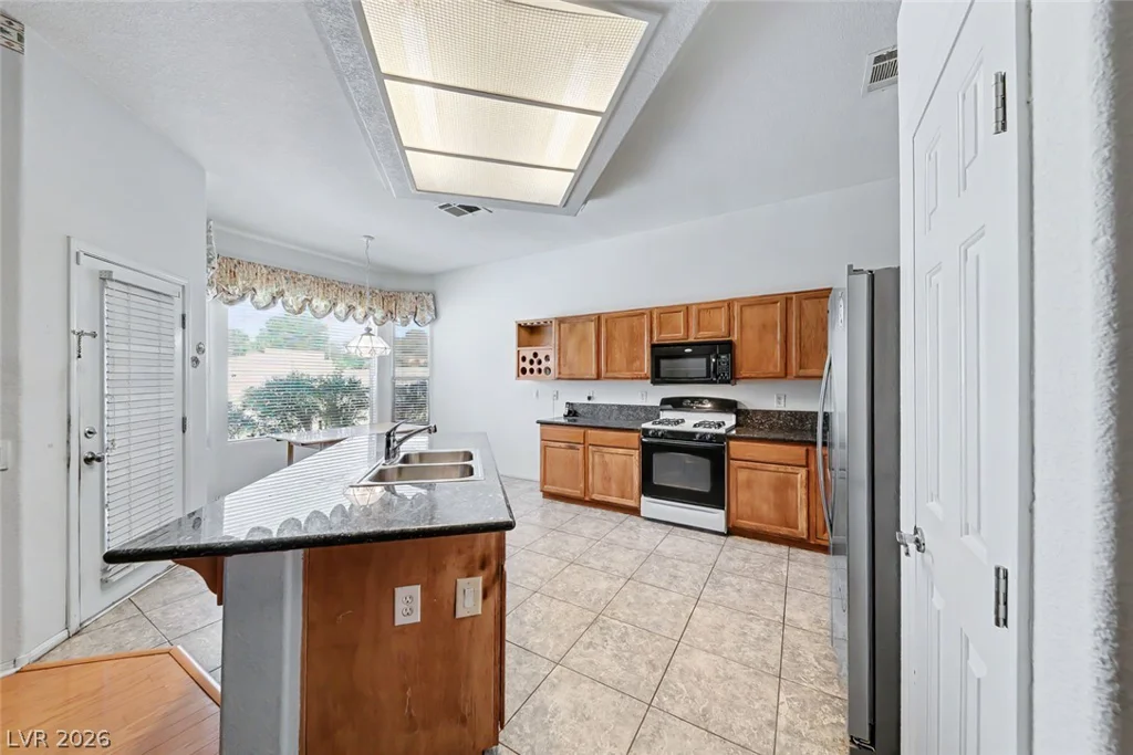 301 Torrey Point, Las Vegas, NV 89145