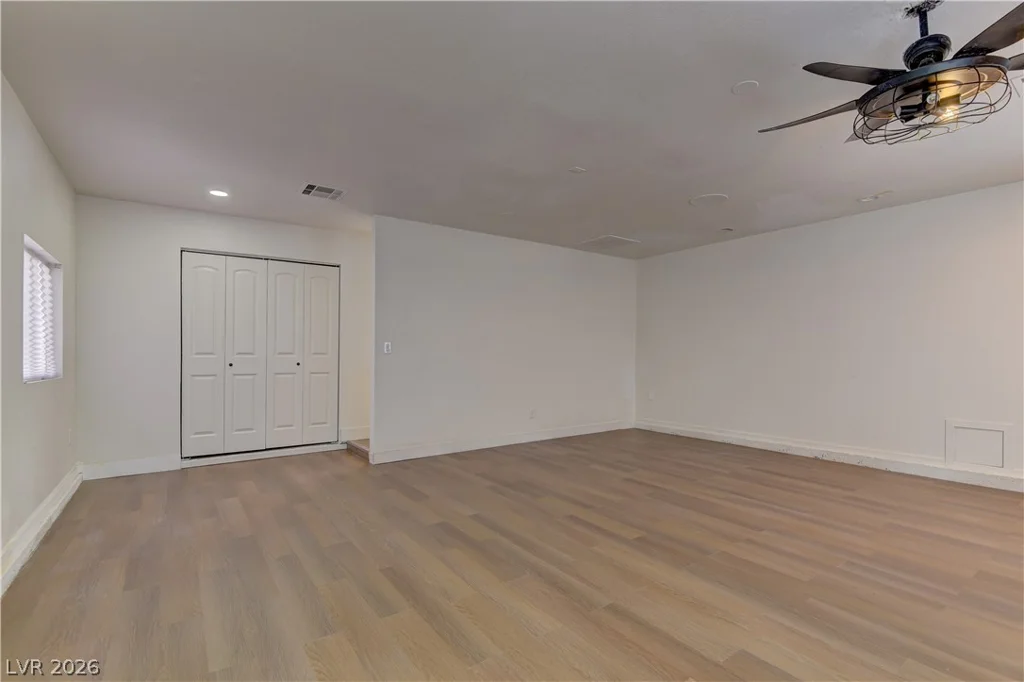 4724 La Madre, North Las Vegas, NV 89031