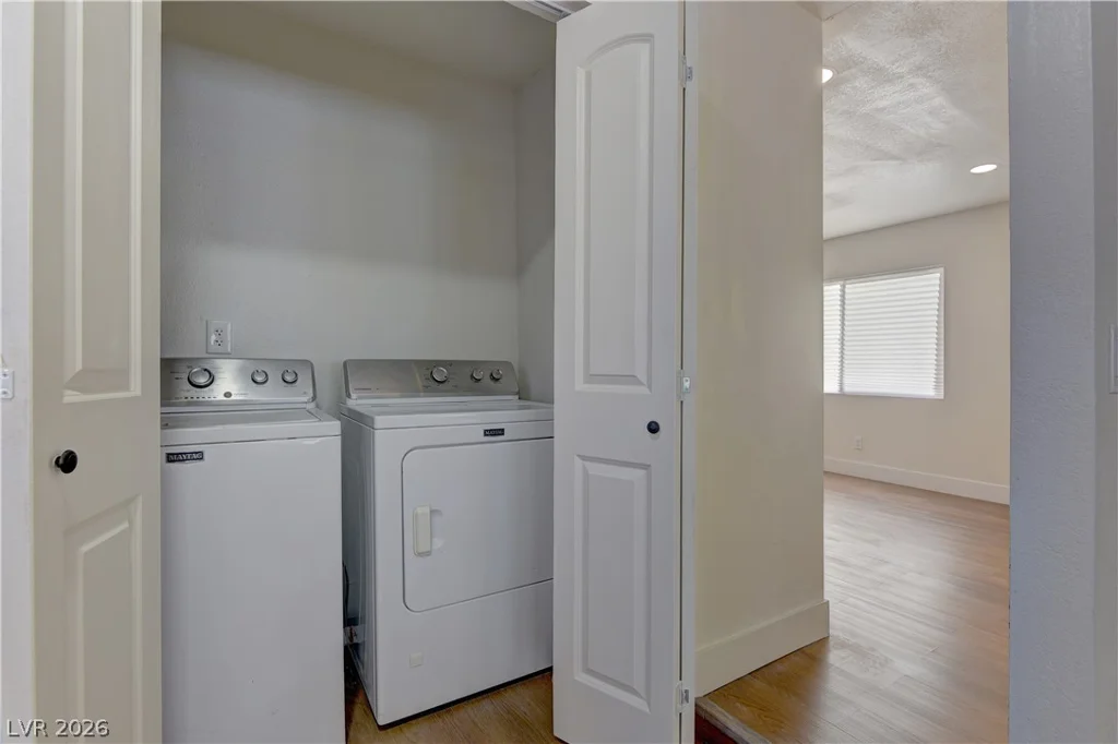 4724 La Madre, North Las Vegas, NV 89031