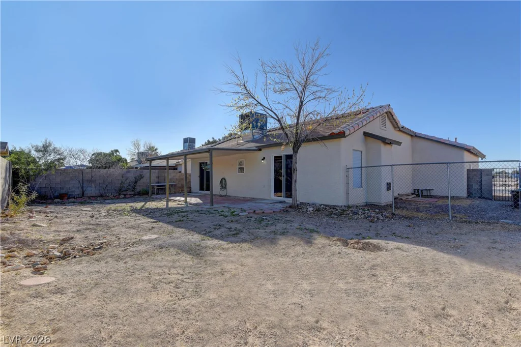 4724 La Madre, North Las Vegas, NV 89031