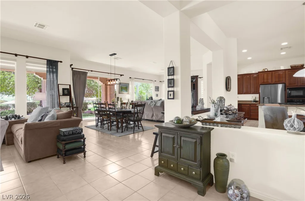 4228 Pacifico, Las Vegas, NV 89135
