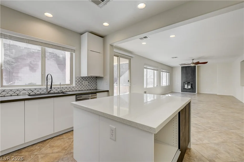 2173 De Narvik, Henderson, NV 89044