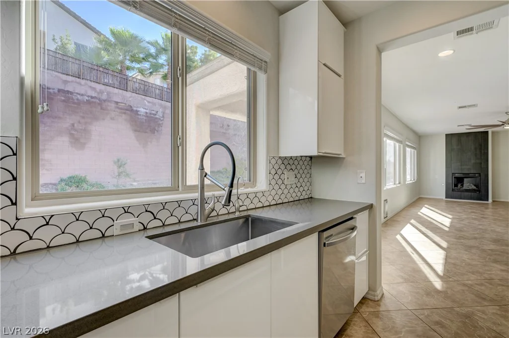 2173 De Narvik, Henderson, NV 89044
