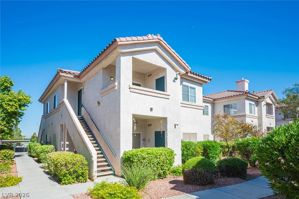2121 Echo Bay, Las Vegas, NV 89128