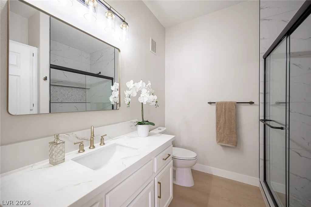 2121 Echo Bay, Las Vegas, NV 89128