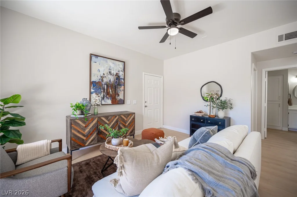 2121 Echo Bay, Las Vegas, NV 89128