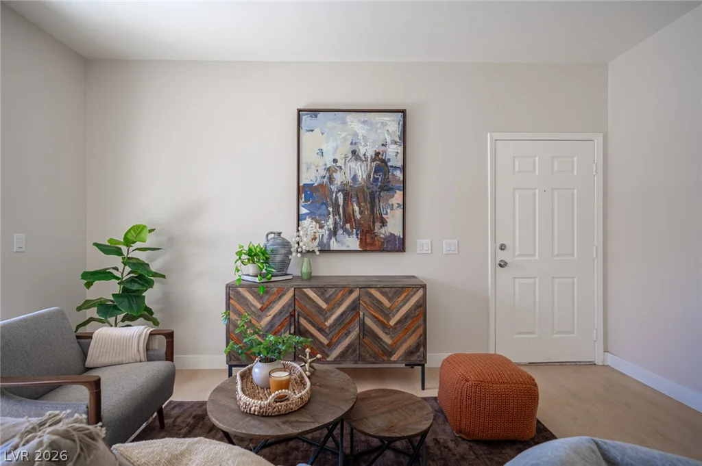 2121 Echo Bay, Las Vegas, NV 89128