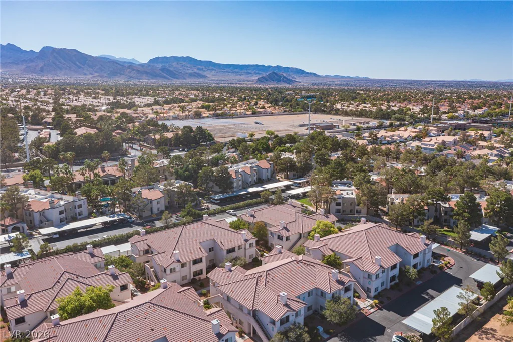 2121 Echo Bay, Las Vegas, NV 89128