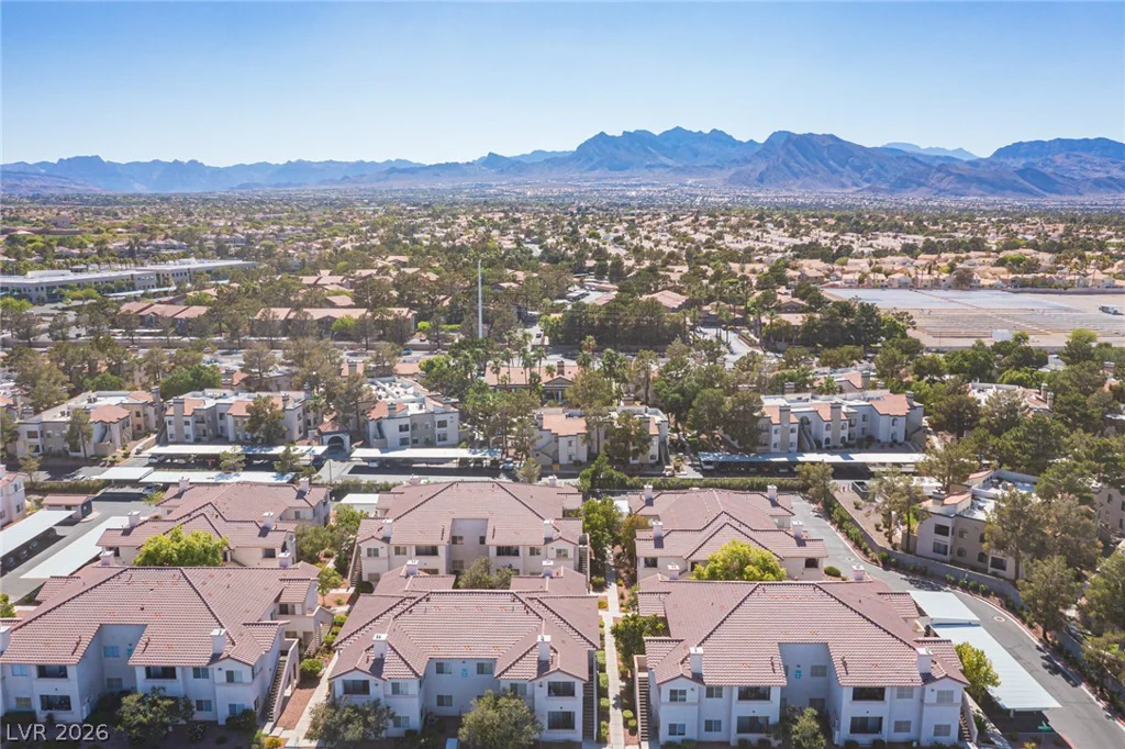 2121 Echo Bay, Las Vegas, NV 89128