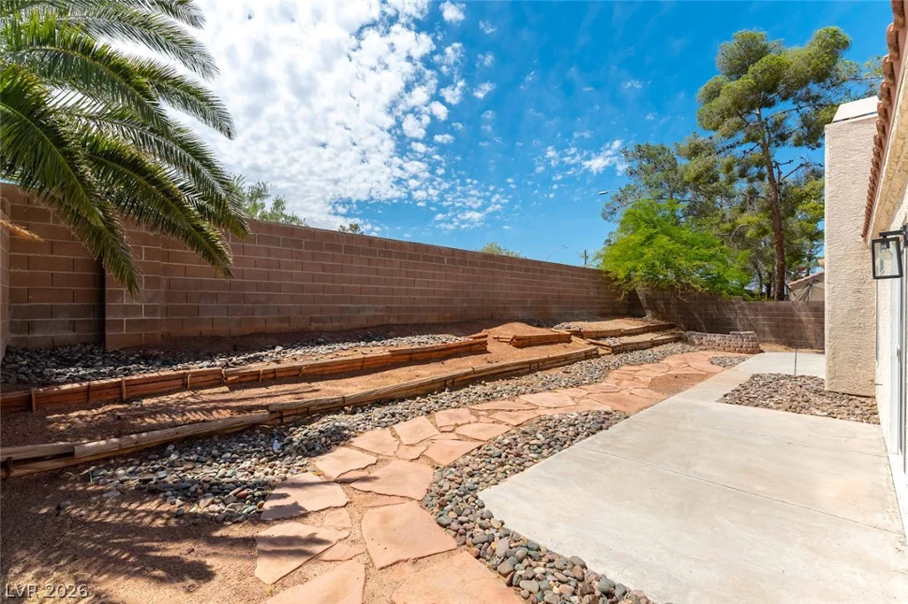 4713 Maroon, Las Vegas, NV 89130