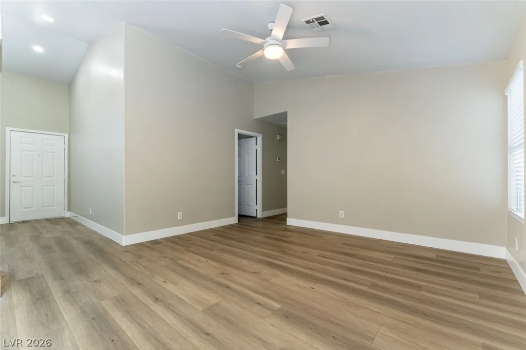 4713 Maroon, Las Vegas, NV 89130