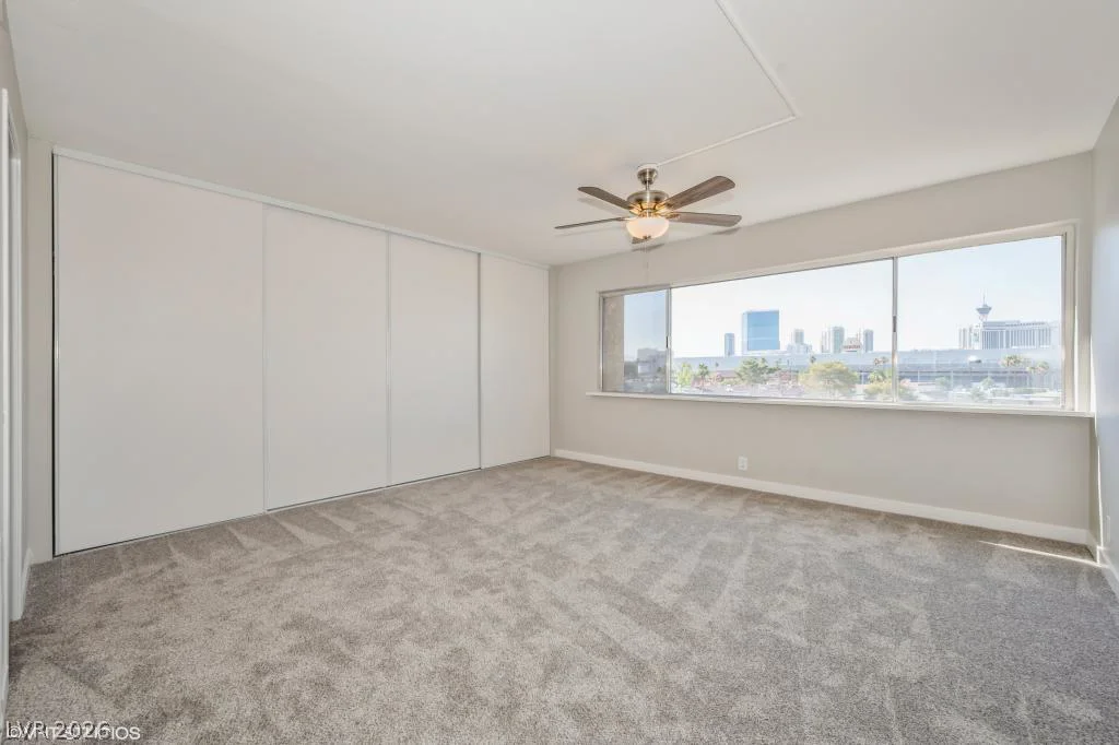 745 Royal Crest, Las Vegas, NV 89169