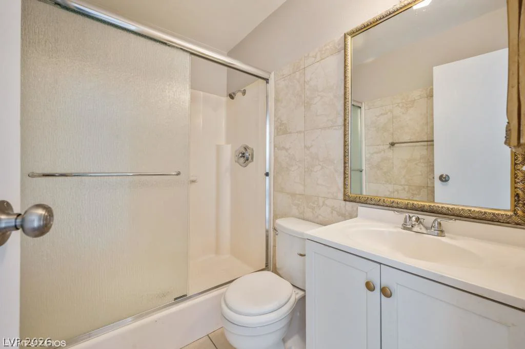 745 Royal Crest, Las Vegas, NV 89169