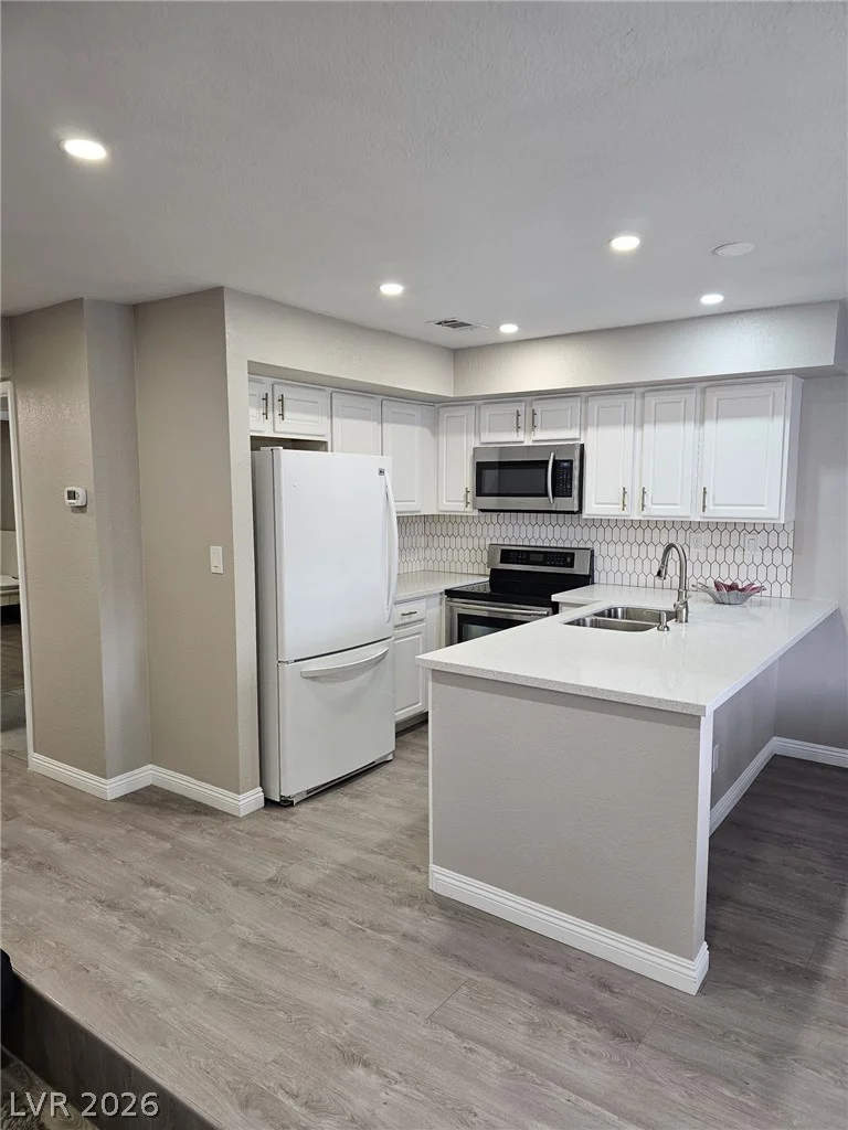 4425 Woodpine, Las Vegas, NV 89119