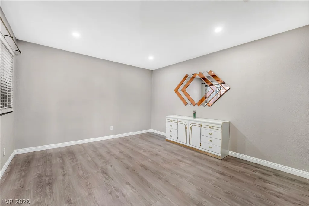 4425 Woodpine, Las Vegas, NV 89119
