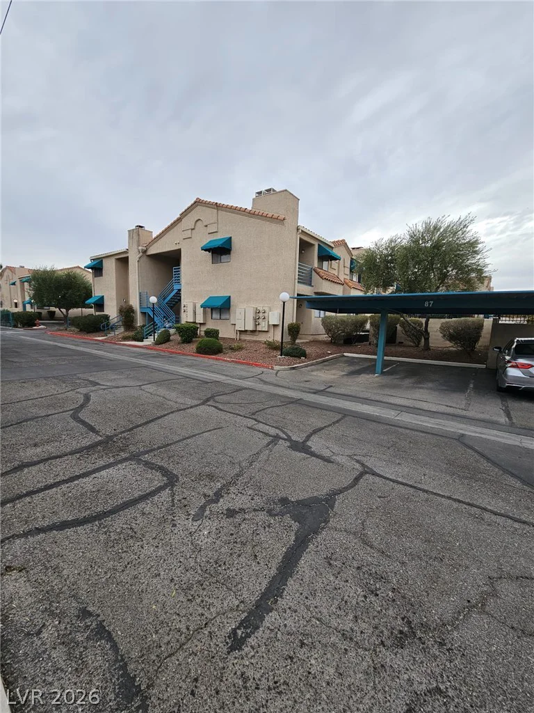 4425 Woodpine, Las Vegas, NV 89119