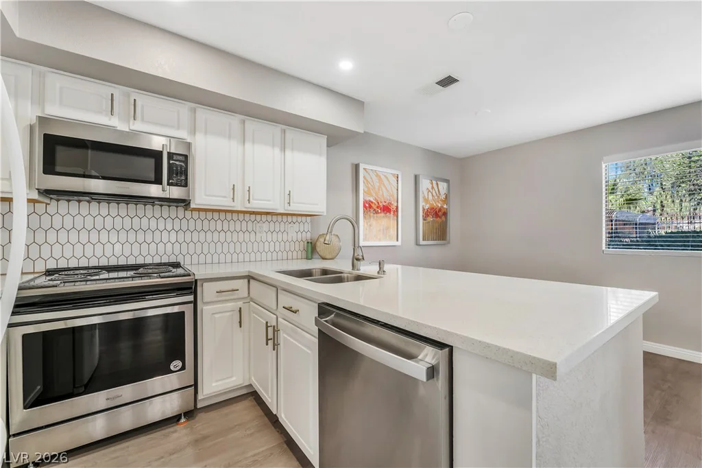 4425 Woodpine, Las Vegas, NV 89119