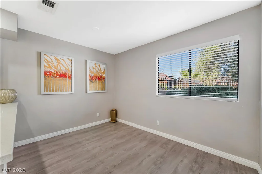4425 Woodpine, Las Vegas, NV 89119