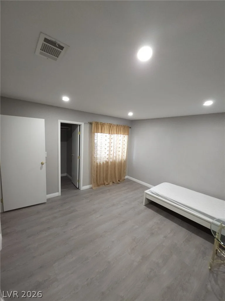 4425 Woodpine, Las Vegas, NV 89119