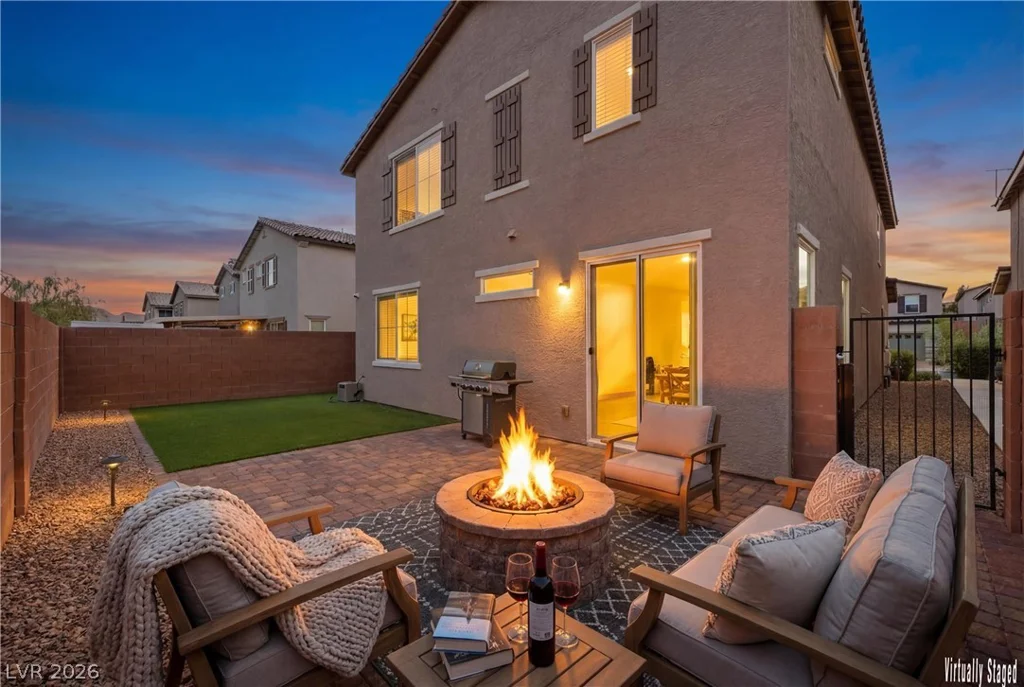 1016 Huckburn, Henderson, NV 89015