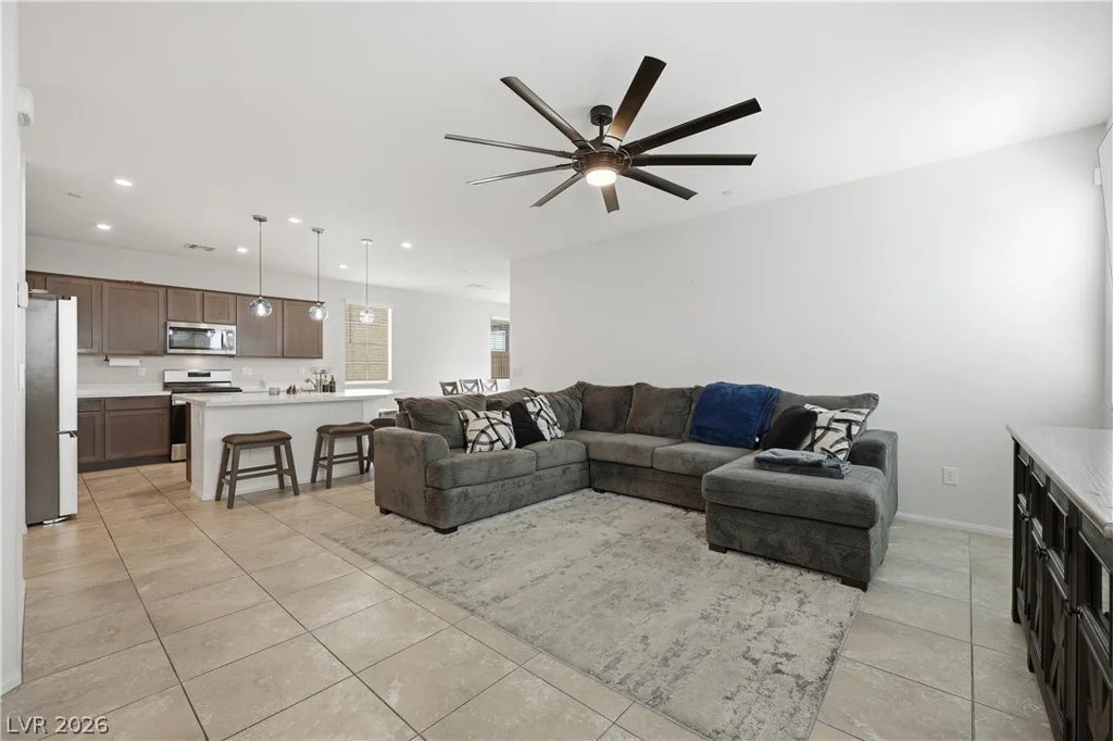 1016 Huckburn, Henderson, NV 89015