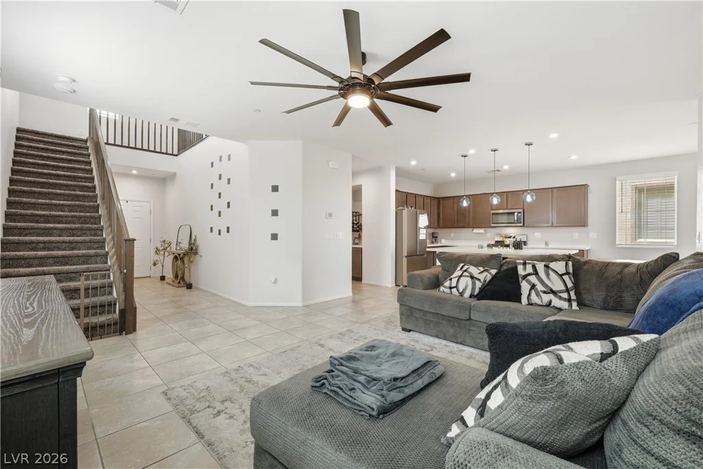 1016 Huckburn, Henderson, NV 89015