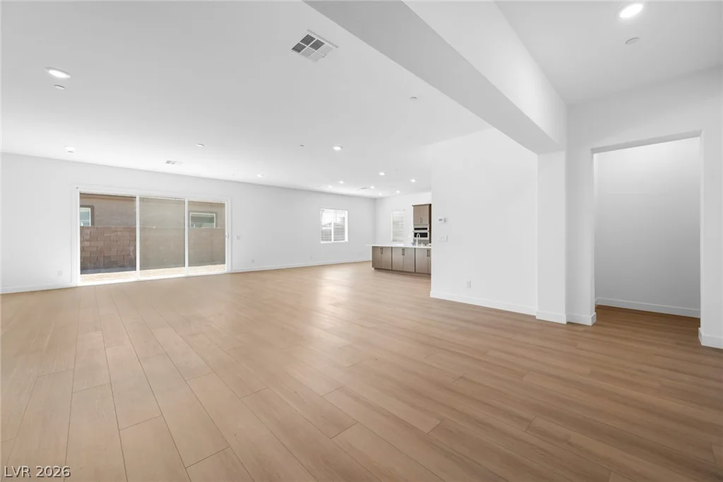 206 Devon Crest, Henderson, NV 89015
