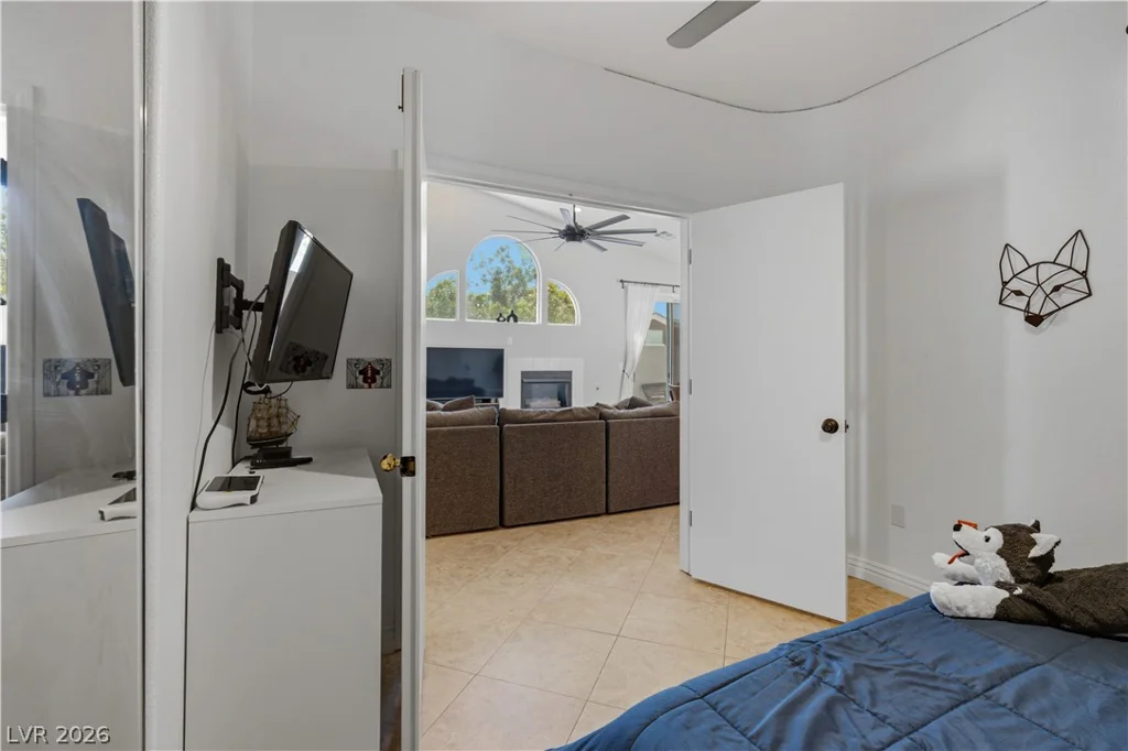 8710 Villa Ariel, Las Vegas, NV 89147