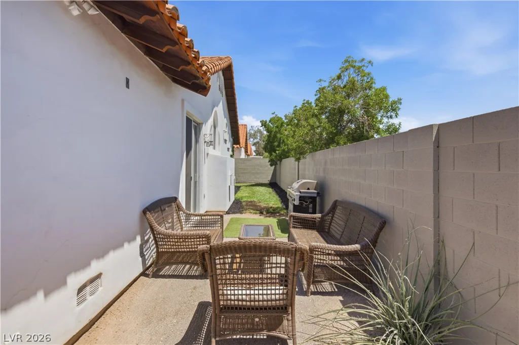 8710 Villa Ariel, Las Vegas, NV 89147