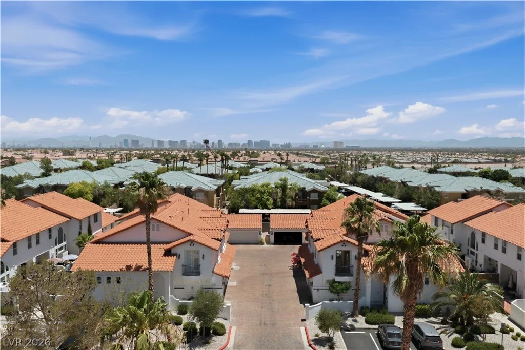8710 Villa Ariel, Las Vegas, NV 89147